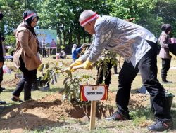 Polda Aceh Tanam Seribu Pohon Hari Bhayangkara