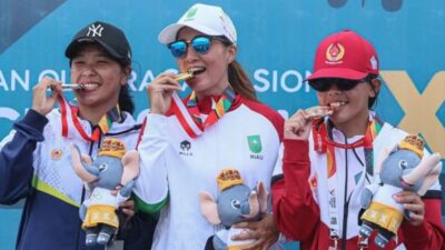 Riau Raih Emas Kelas M Course Putri Selam Laut