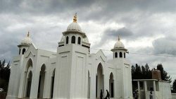 Masjid Pantai Riting, Mungil dan Minimalis