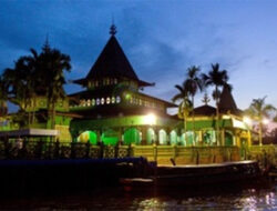 Sultan Suriansyah, Masjid Tertua di Banjarmasin