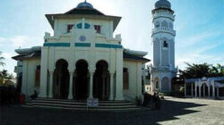 Masjid Baiturrahim, Tetap Kokoh Sejak Abad 17