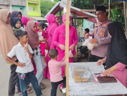 Borong Dagangan Warga, Polsek Darussalam Bagi Takjil ke Pengguna Jalan