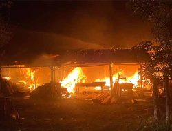 Panglong Kayu di Cot Ba’u, Sabang Terbakar