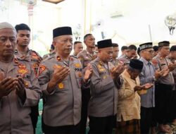 Polres Sabang Shalat Ghaib untuk Almarhum Affan Kurniawan Bin Zulkifli
