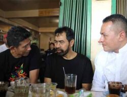 Kapolda Aceh Temui Mualem Sambil Ngopi