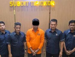 Transaksi Fiktif, Kepala Kantor Pos Rimo Ditahan Polisi