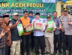 Mualem dan Dirut BAS Salurkan Bantuan ke Subulussalam