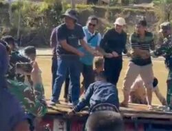 Saat Menuju Pameu, Rakit yang Dinaiki Dek Fadh Terbalik