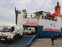 PMI Aceh Kirim Air Bersih dan Logistik ke Wilayah Timur Aceh