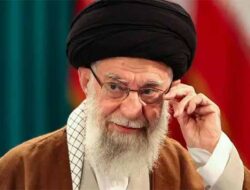 Pemimpin Tertinggi Iran, Ali Khamenei Dilaporkan Meninggal Akibat Serangan Amerika
