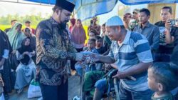 Al-Farlaky Santuni Anak Yatim di Banda Alam