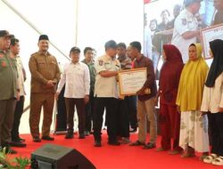 5.947 KK di Aceh Tamiang Terima Bantuan Stimulan Perbaikan Rumah Tahap 2