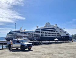 Ratusan Turis Mancanegara Singgah ke Sabang dengan Kapal Pesiar MS Azamara Onwar