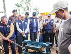 BNPP RI Gelar Pelatihan Pembuatan Genteng Lumpur Sisa Banjir