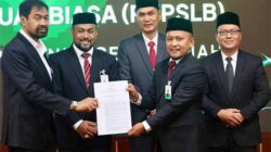Mualem Putuskan Muhammad Nasir Jadi Komut Bank Aceh Syariah