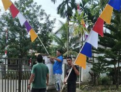 Sambut HUT ke 81 RI, DPMG Hiasi Kantor dan Pasang Umbul Umbul